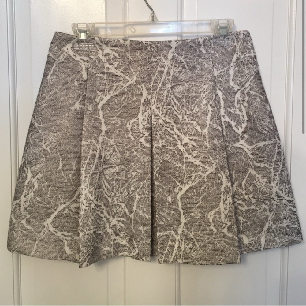 Banana Republic pocket skirt